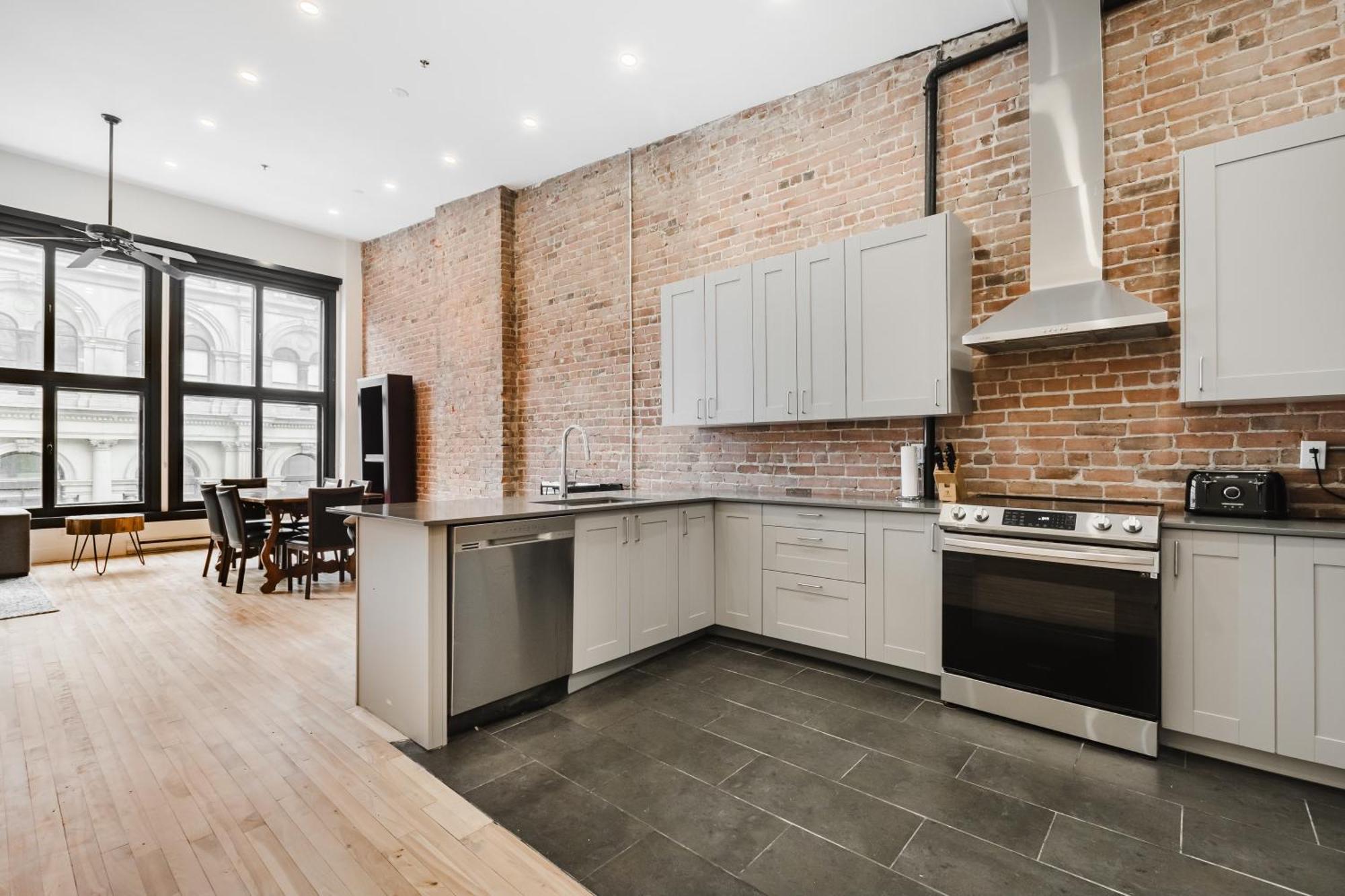 Elegant 3 Bedroom Apartment In Old Port - 302 Montreal Exteriér fotografie